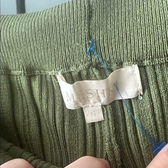 Ribbed Wide Leg High Waisted knit Pants - Picture 4 of 6